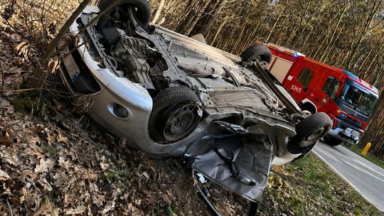 Groźny wypadek na DK25 pod Syców. Lądował śmigłowiec LPR, są ranni
