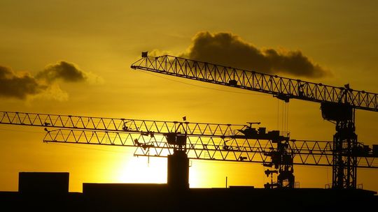 BĘDZIE KOLEJNY MARKET.  NOWE OSIEDLA. SĄD DO PRZEBUDOWY