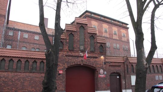 KONIEC WIĘZIENIA W OLEŚNICY. OBIEKT PRZYJMIE UCHODŹCÓW?