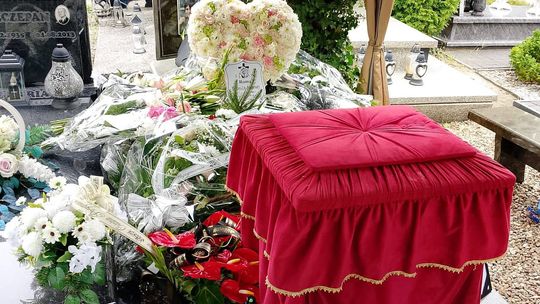 Motocykliści pożegnali Romę Tokarską-Ambroży. Była komandorem Grupy Motocyklowej Srebrne Kruki