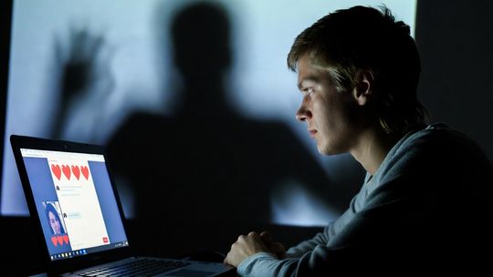 ROMANS W SIECI ZAMIENIŁ SIĘ W KOSZMAR