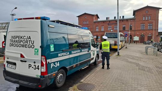Szokujący stan autobusów w Oleśnicy. ITD wycofała cały miejski tabor