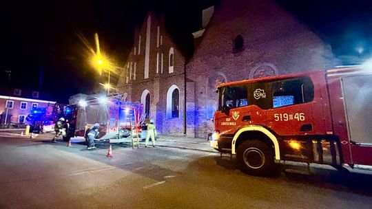 Starszy mężczyzna spłonął żywcem w przyczepie kempingowej. Tego samego wieczoru paliła się też cerkiew i garaże