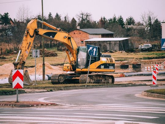 Prace drogowe w gminie Międzybórz