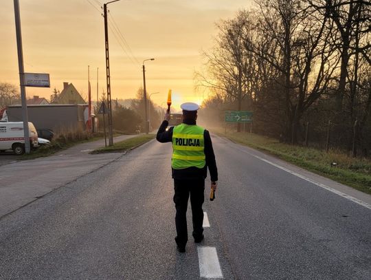 Pijany był poszukiwany. Prowadził auto, mając 1,5 promila