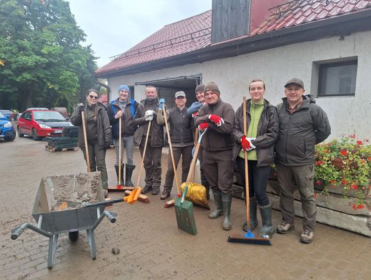 Leśnicy pomagają potrzebującym po powodzi