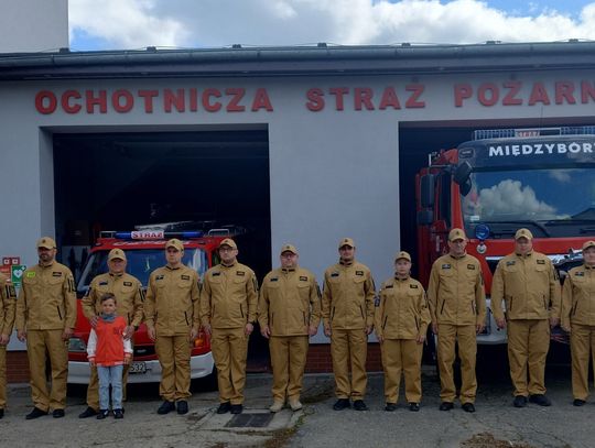 Nowe mundury dla strażaków