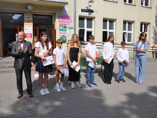 W Szkole Podstawowej nr 4 w Oleśnicy tak się zaczął szkolny rok