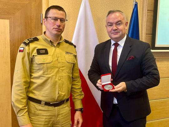 Strażacy dziękują burmistrzowi i radnym