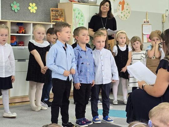 "Słoneczka" przygotowały Dzień Edukacji Narodowej w Przedszkolu nr 3
