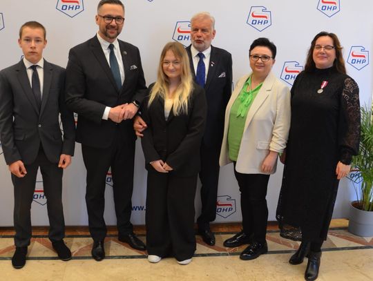 Dyrektor, wychowawca i młodzież z Oleśnicy są na Ogólnopolskiej Inauguracja Roku Szkoleniowego OHP Dyrektor, wychowawca i młodzież z Oleśnicy są na Ogólnopolskiej Inauguracja Roku Szkoleniowego OHP