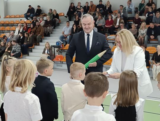 Pasowanie na ucznia w oleśnickiej Trójce