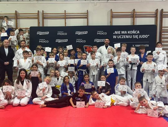 Burmistrz na treningu judo