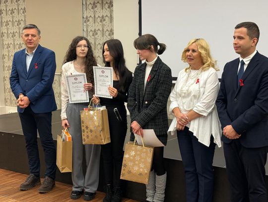 Powiatowy konkurs wiedzy w Światowy Dzień AIDS