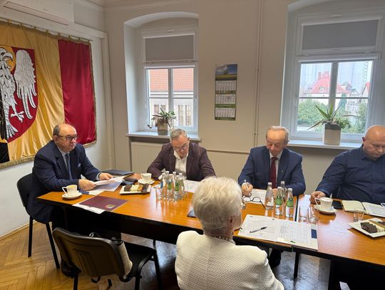 Powiatowa Rada Rynku Pracy obradowała w Starostwie Powiatowym
