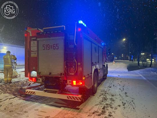 Tlenek węgla w nocy zaalarmował czujkę – strażacy w akcji