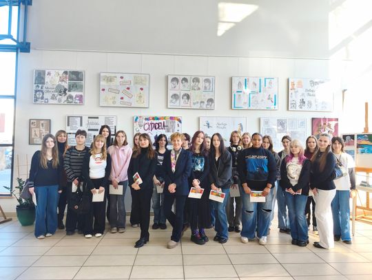 Uczniowie II LO w Oleśnicy pokazują umiejętności plastyczne Uczniowie II LO w Oleśnicy pokazują umiejętności plastyczne