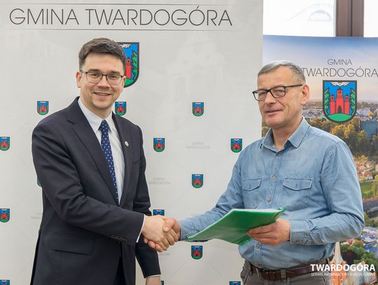 Gmina Twardogóra modernizuje kluczowe budynki – 75% kosztów pokrywają Unia i budżet państwa Gmina Twardogóra modernizuje kluczowe budynki – 75% kosztów pokrywają Unia i budżet państwa