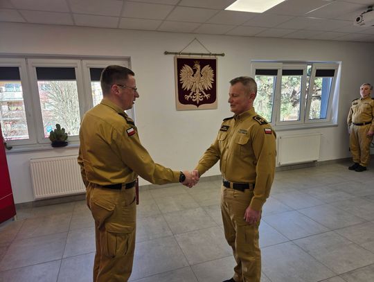 Duży awans w oleśnickiej straży! Komendant osobiście wręczył nową funkcję Duży awans w oleśnickiej straży! Komendant osobiście wręczył nową funkcję