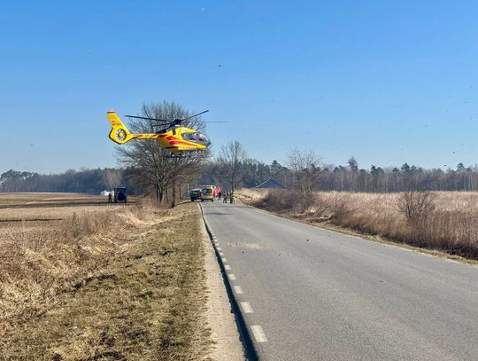 Alarm w gminie Oleśnica! Lądowanie helikoptera LPR w Krzeczynie – dwie karetki i strażacy na miejscu