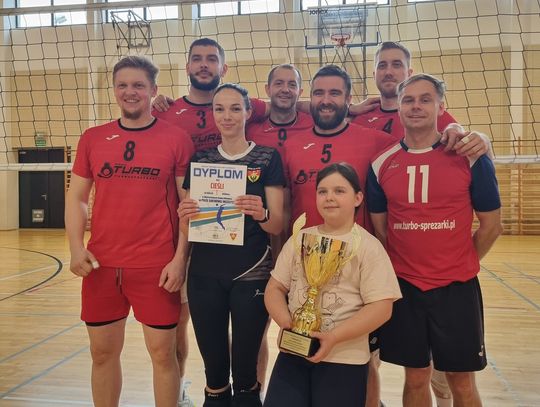 Cieśle bezkonkurencyjne! Zakończyły się Mistrzostwa Gminy Oleśnica w piłce siatkowej mężczyzn Cieśle bezkonkurencyjne! Zakończyły się Mistrzostwa Gminy Oleśnica w piłce siatkowej mężczyzn