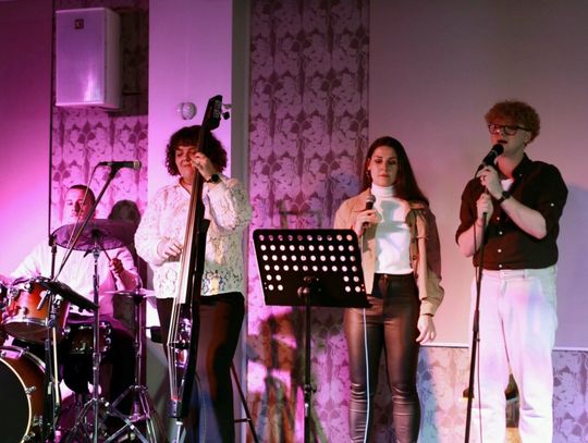 Oleśnica zakochana na wiosnę! Magiczny wieczór relacji i muzyki