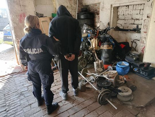Włamali się po hantle, skończyli za kratkami! Policja z Bierutowa działa błyskawicznie