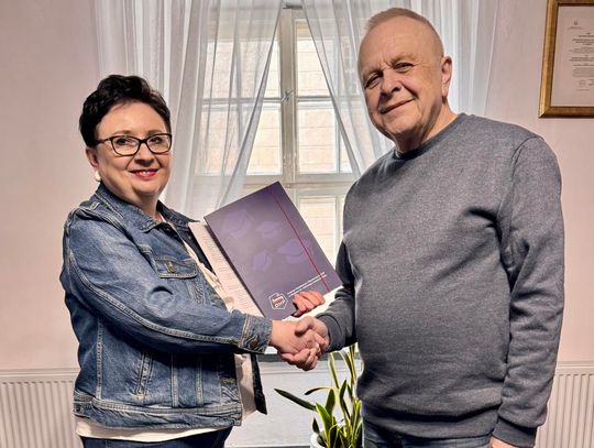 Młodzi i starsi razem! Nowe porozumienie w Oleśnicy na rzecz współpracy międzypokoleniowej