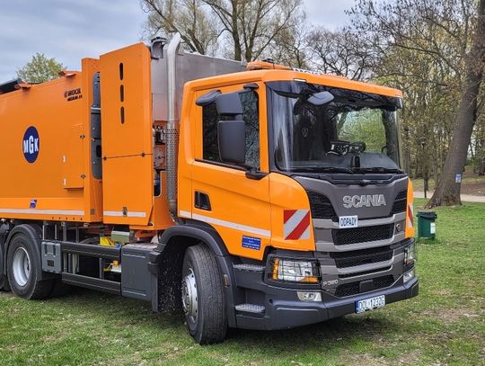 Nowa śmieciarka w Oleśnicy – nowoczesność i ekologia w jednym pojeździe Nowa śmieciarka w Oleśnicy – nowoczesność i ekologia w jednym pojeździe