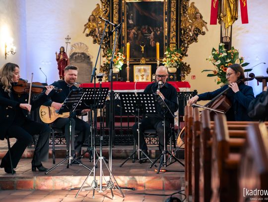 Bierutów w rytmie dawnych melodii – koncert „Muzyka dawnego Bierutowa” zachwycił publiczność