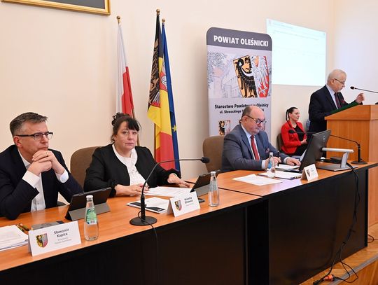 Rynek pracy i kształcenie zawodowe w centrum uwagi radnych