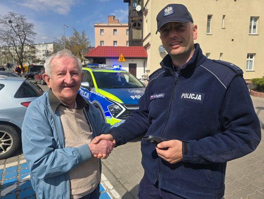 Zgubił… własny samochód. Nietypowa akcja policjanta zakończona sukcesem