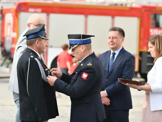 Strażacy świętowali z rozmachem! Wyjątkowe chwile i ważne słowa w Bierutowie
