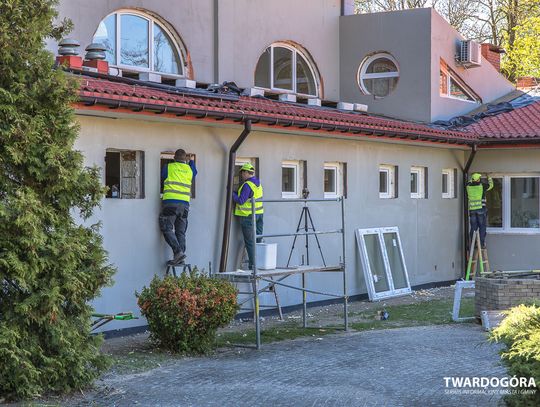Miliony na szkołę w Grabownie Wielkim! Będzie cieplej, taniej i bardziej ekologicznie