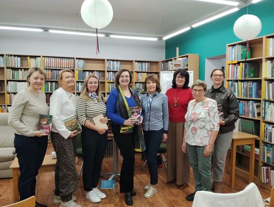 Agnieszka Krawczyk w oleśnickiej bibliotece