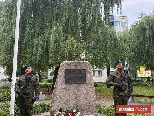 1 sierpnia w Oleśnicy wciąż odbywają się dwie osobne uroczystości...