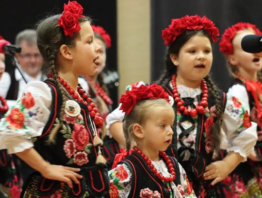 15 lat Różyczek! Dziecięcy zespół z gminy Dobroszyce świętował jubileusz