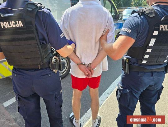 300 porcji amfetaminy nie trafiło na ulice. Policjanci z Oleśnicy zatrzymali 23-latka