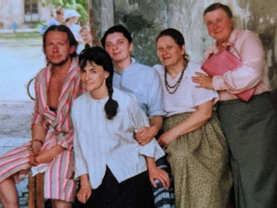 32 lata „Jańcia Wodnika”. Mieszkanka Goszcza wspomina: „Byłam statystką na planie kultowego filmu”