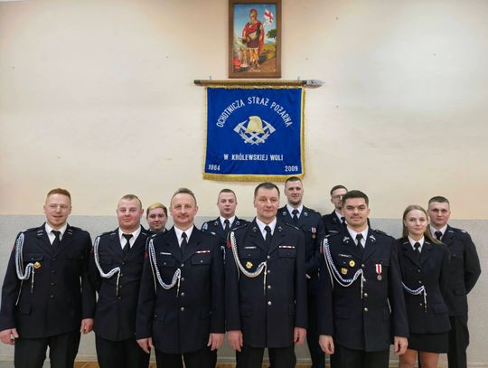 43 lata w jednym mundurze i nagle… zmiana na szczycie 43 lata w jednym mundurze i nagle… zmiana na szczycie