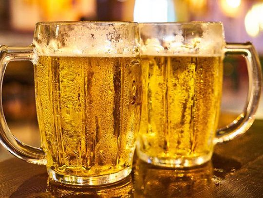 Alkoholowy, folkowy taniec w Oleśnicy