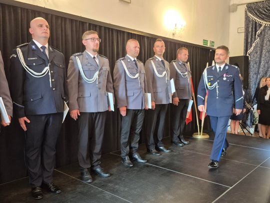 Awanse, wyróżnienia, dyplomy na powiatowym Święcie Policji