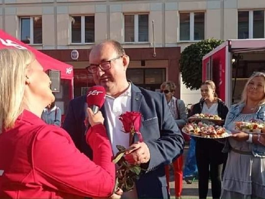 Basen w Rynku w Oleśnicy? I to bez krawędzi...