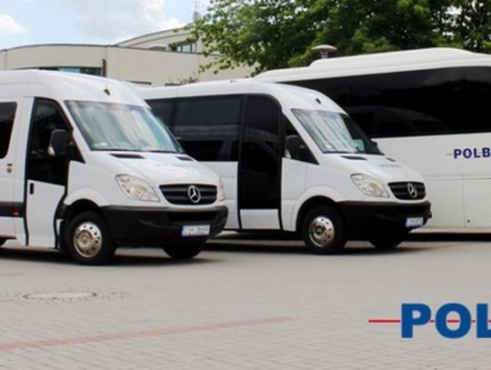 Będzie wiózł nas Polbus