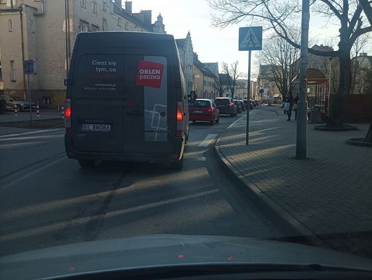 "Betonoza” zabija miasto? Aktywista ostrzega przed korkami i brakiem miejsc parkingowych "Betonoza” zabija miasto? Aktywista ostrzega przed korkami i brakiem miejsc parkingowych