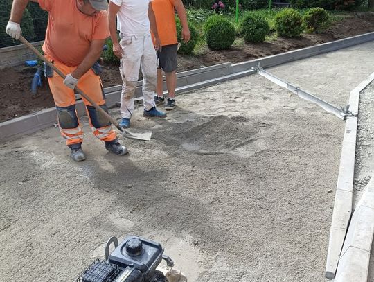 Budują sięgacze na Stolarskiej