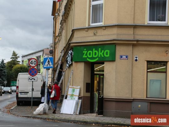 Była knajpa, był bank, będzie Żabka