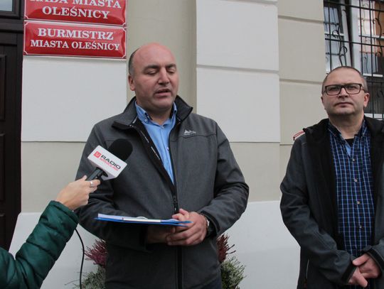 Chcą sesji w sprawie audytu Atola i afery PESEL w MGK