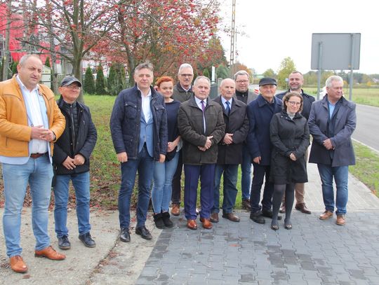 Chodnik w Dziadowej Kłodzie to przykład wzorowej współpracy dwóch samorządów