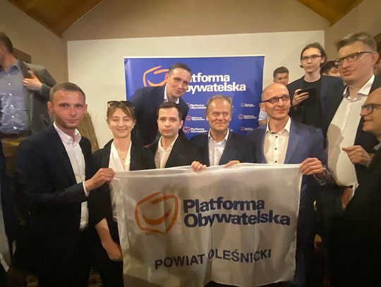 Członkowie PO z powiatu oleśnickiego pojechali na spotkanie z Donaldem Tuskiem